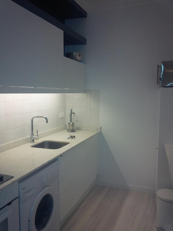Costa Castle Apartment Лиссабон Номер фото